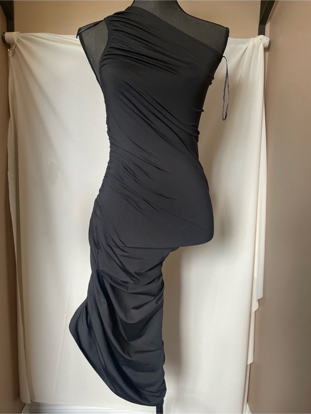 Design Lab Lord & Taylor Black Asymmetrical Ruched One Shoulder Maxi Dress Mediu